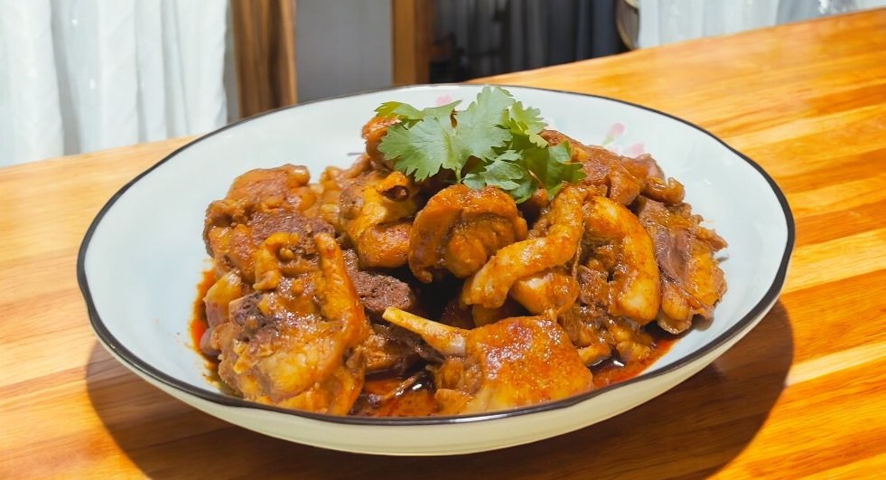 A delicious plate of spicy mama dry curry rendang